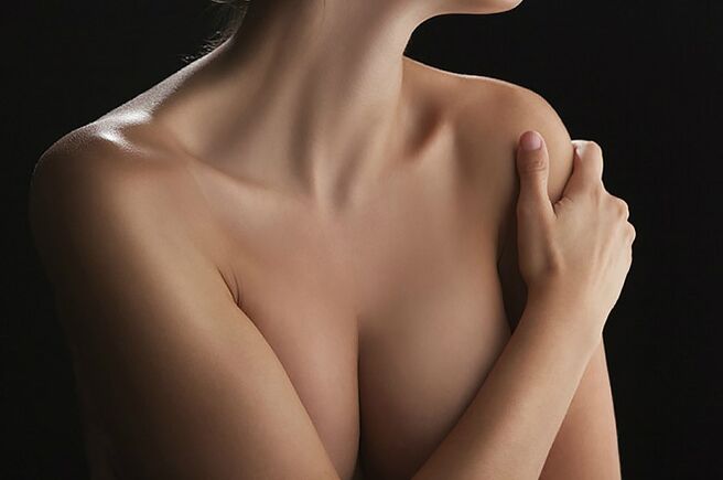 Smooth and even skin in the neckline area
